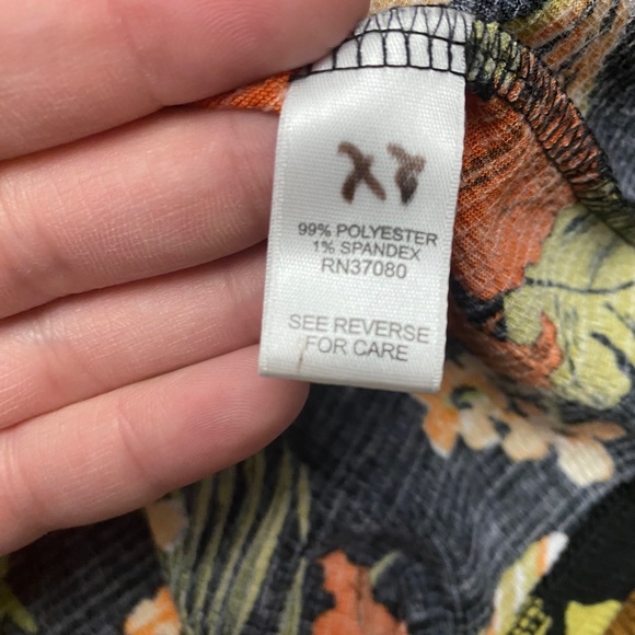 Cato Plus Size Black Floral Blouse - Picture 8 of 10